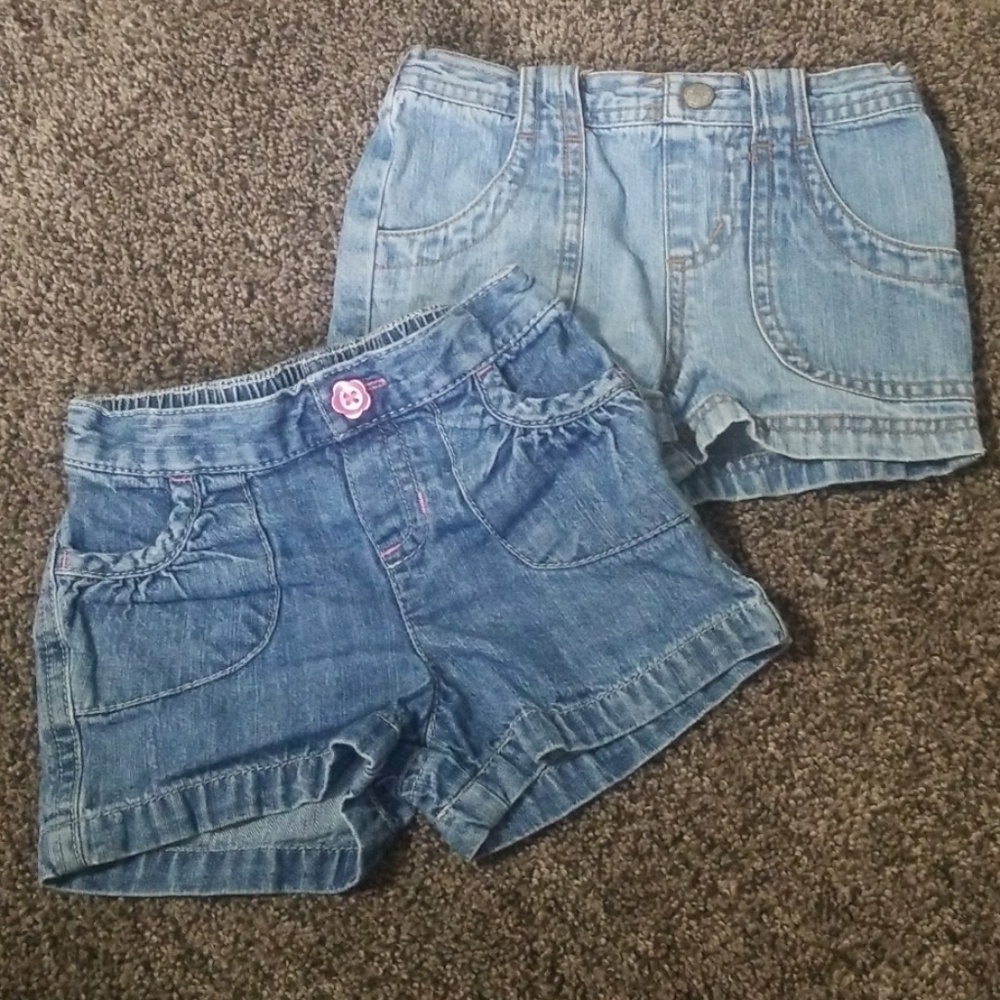 (2 pairs) Girls 18 Months jean shorts